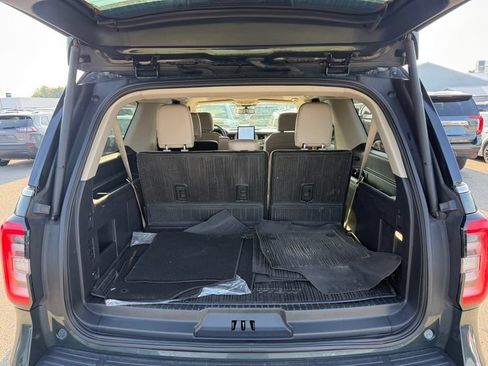 Used 2023 Ford Expedition Max Limited AWD/4WD image 7