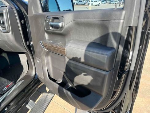 Used 2021 Chevrolet Silverado 1500 LT Trail Boss w/ Convenience Package II image 14