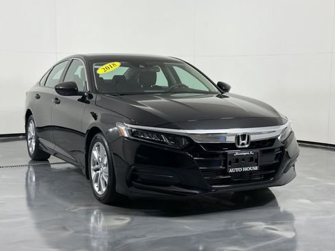 Used 2018 Honda Accord LX image 3