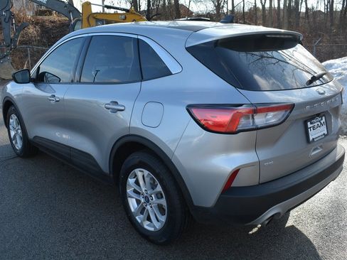 Used 2022 Ford Escape SE w/ Convenience Package image 7