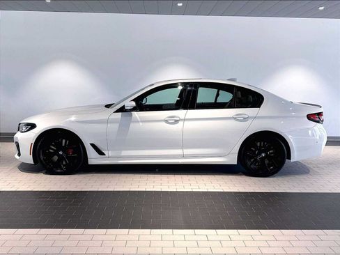 Used 2023 BMW M550i xDrive w/ Executive Package AWD/4WD image 2