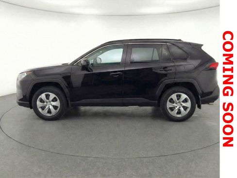 Used 2019 Toyota RAV4 LE w/ All Weather Liner Package image 8