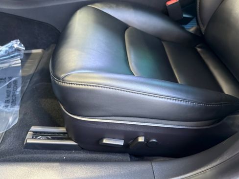 Used 2019 Tesla Model 3 Standard Range RWD image 14