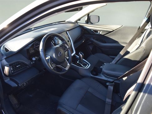 Used 2022 Subaru Outback Premium image 7