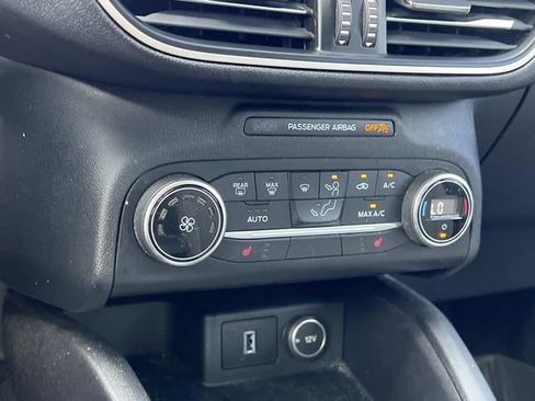 Certified 2020 Ford Escape SE AWD/4WD image 23