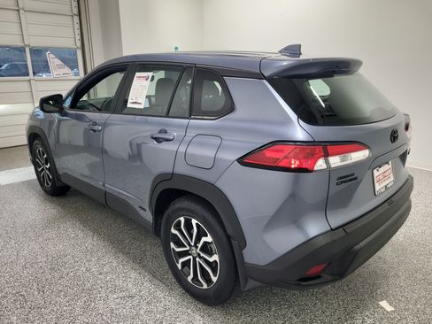 Used 2024 Toyota Corolla Cross AWD Hybrid image 5