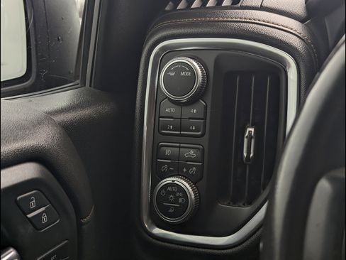 Used 2020 GMC Sierra 1500 AT4 w/ Driver Alert Package I image 28