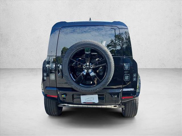 New 2026 Land Rover Defender 110 X-Dynamic SE AWD/4WD image 6