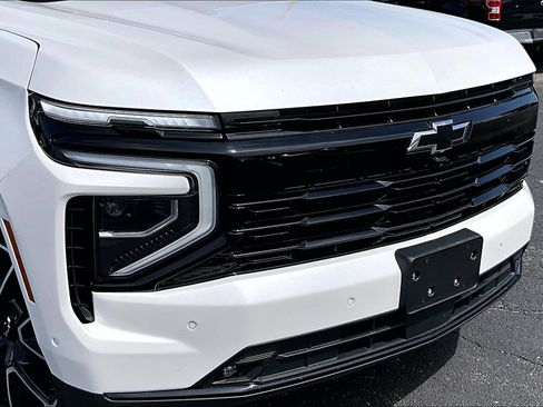 Used 2025 Chevrolet Tahoe RST w/ Comfort Package AWD/4WD image 32