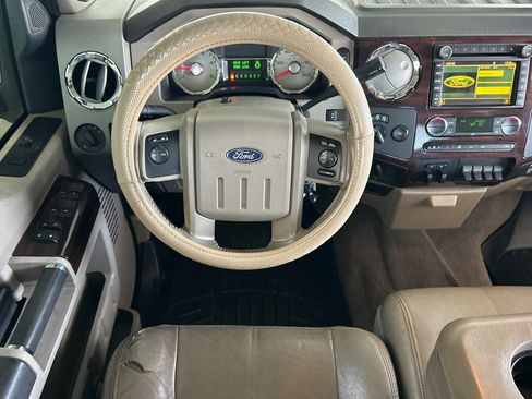Used 2010 Ford F350 4x4 Crew Cab Super Duty image 14