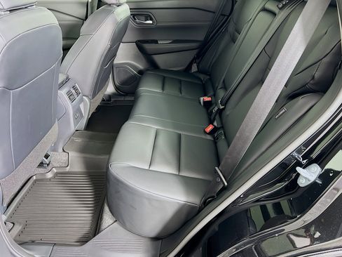 New 2026 Nissan Rogue Dark Armor image 5