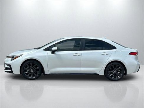 Certified 2025 Toyota Corolla SE image 8