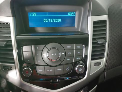 Used 2014 Chevrolet Cruze LT FWD image 19