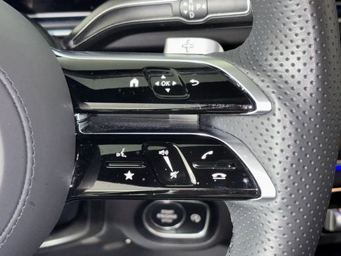 Used 2025 Mercedes-Benz GLS 450 4MATIC image 20