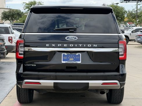 Certified 2022 Ford Expedition Limited AWD/4WD image 5