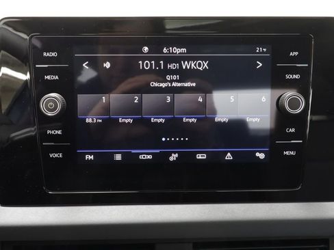 New 2026 Volkswagen Jetta SE FWD image 10