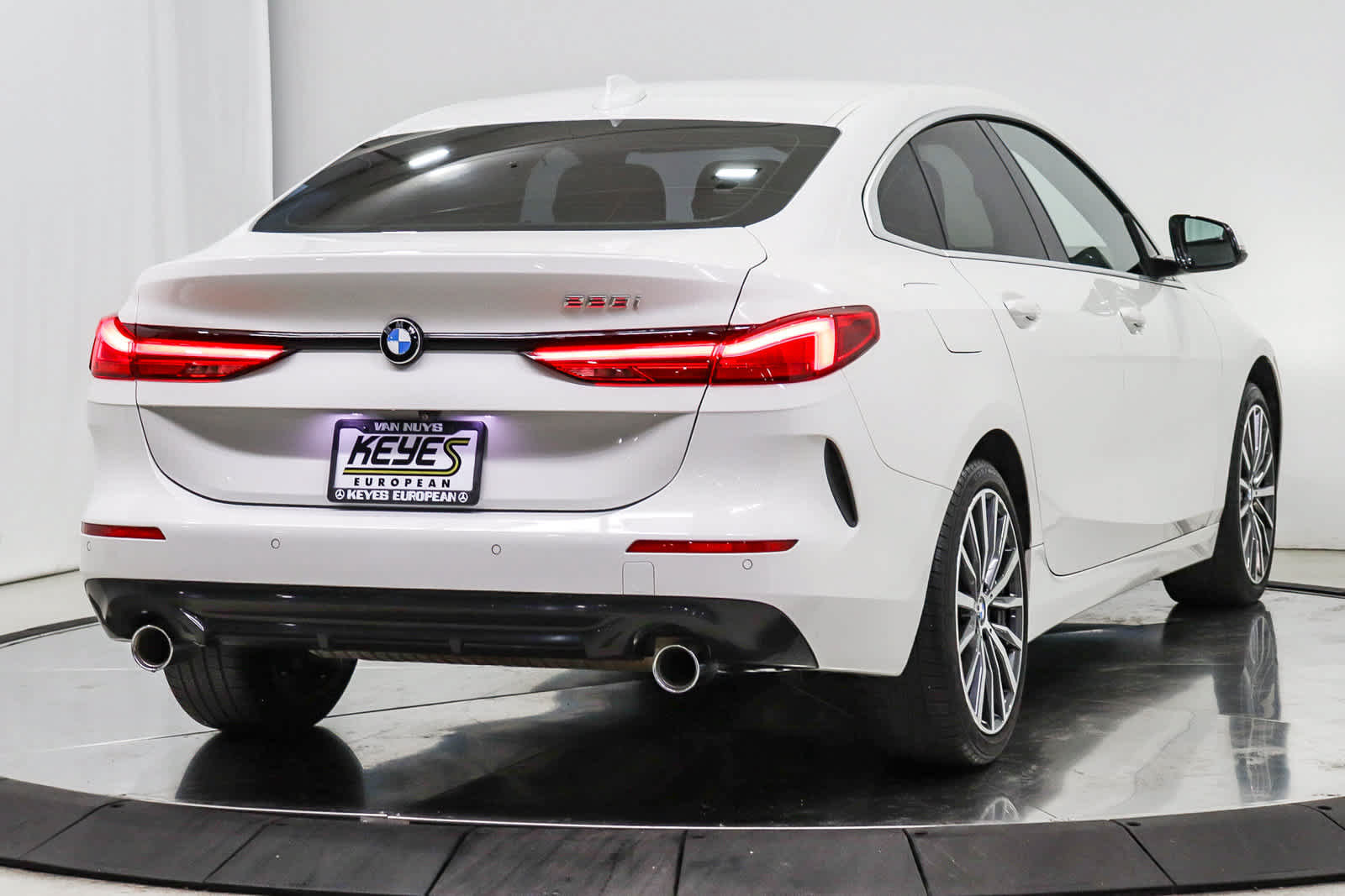 Used 2021 BMW 228i Gran Coupe FWD image 6