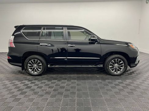 Used 2019 Lexus GX 460 Luxury AWD/4WD image 7