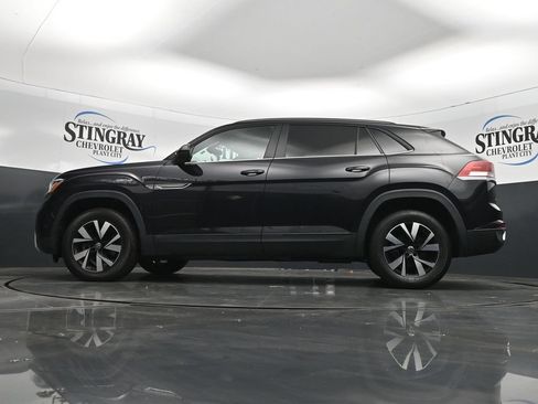 Used 2021 Volkswagen Atlas Cross Sport SE FWD image 29