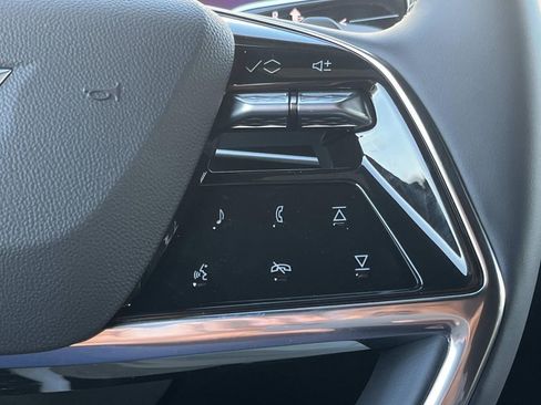 New 2026 Cadillac Escalade Luxury image 33