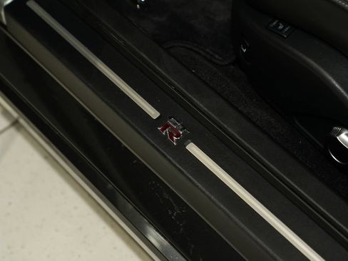 Used 2016 Nissan GT-R Premium AWD/4WD image 48
