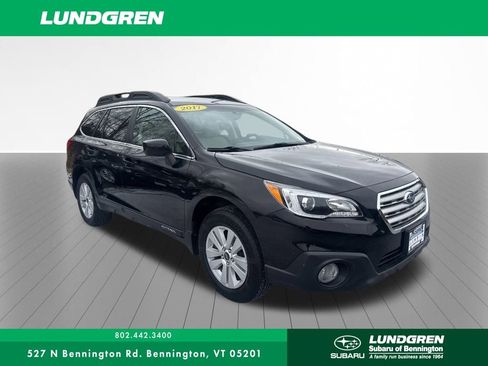 Used 2017 Subaru Outback 2.5i Premium image 3