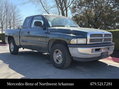 Used 2001 Dodge Ram 1500 Truck 2WD Quad Cab image 1