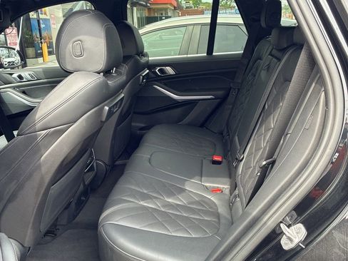 Used 2023 BMW X5 xDrive40i w/ M Sport Package AWD/4WD image 11