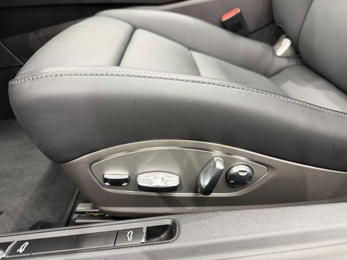 Certified 2025 Porsche 718 Boxster GTS image 32