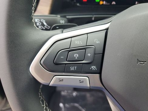 New 2026 Volkswagen Atlas SE FWD image 21
