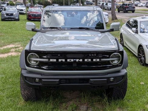 Used 2024 Ford Bronco Outer Banks w/ Sasquatch Package AWD/4WD image 2