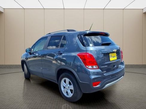 Used 2022 Chevrolet Trax LT w/ Driver Confidence Package AWD/4WD image 13