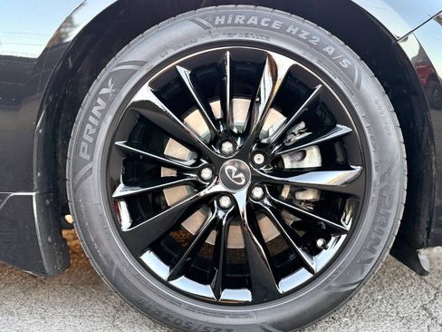 Used 2019 INFINITI Q50 Luxe w/ Cargo Package (L96) RWD image 19