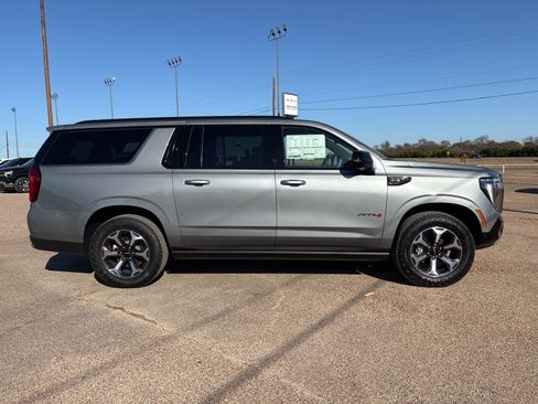 New 2026 GMC Yukon XL AT4 Ultimate w/ LPO, Floor Liner Package image 6