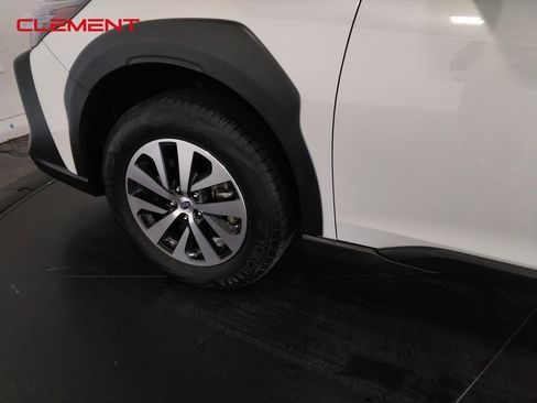 Used 2024 Subaru Outback Premium image 30