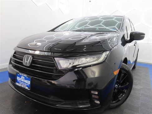 Used 2024 Honda Odyssey Sport image 1