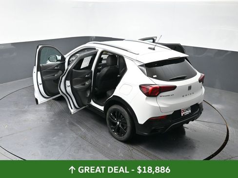 Used 2024 Buick Encore GX Sport Touring image 56