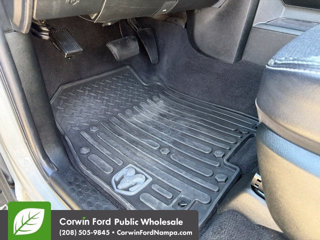 Used 2018 RAM 2500 Big Horn w/ Sport Appearance Group AWD/4WD image 27