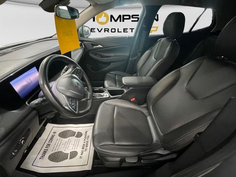 Used 2024 Buick Encore GX Sport Touring AWD/4WD image 9