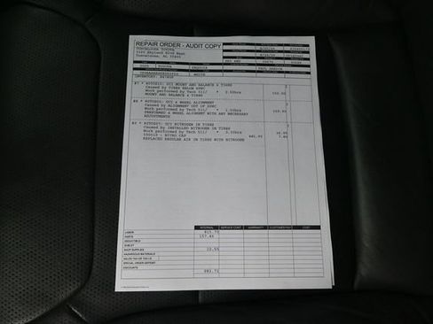 Used 2025 Toyota Sequoia Platinum AWD/4WD image 4