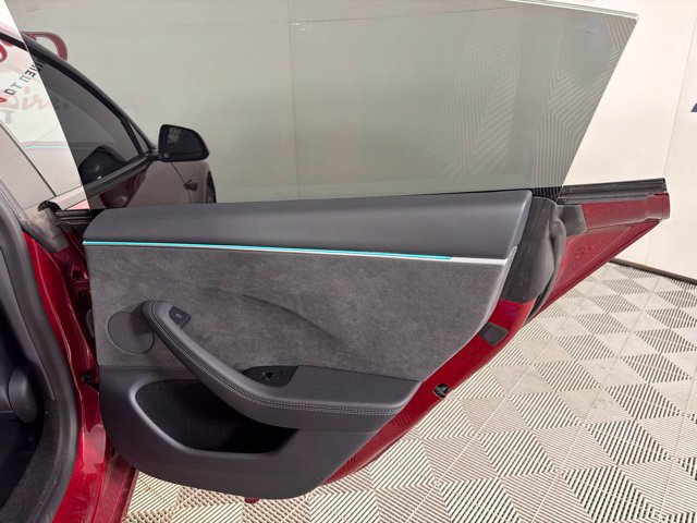 Used 2024 Tesla Model 3 Long Range AWD/4WD image 38
