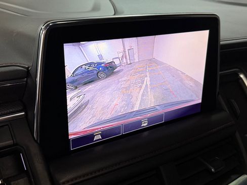 Used 2021 Chevrolet Suburban RST image 27