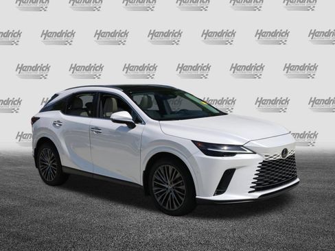 Used 2024 Lexus RX 350 AWD image 2