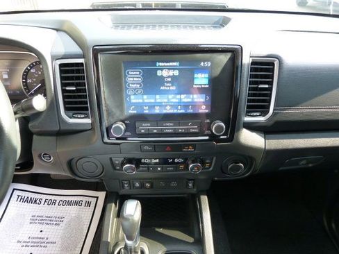 Used 2024 Nissan Frontier SV w/ SV Convenience Package image 29