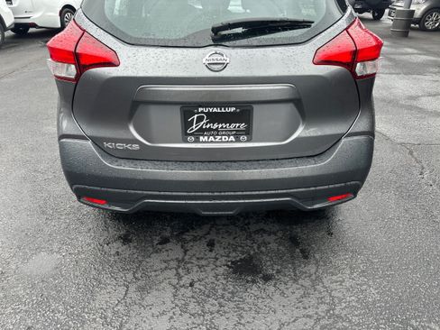 Used 2018 Nissan Kicks S FWD image 23