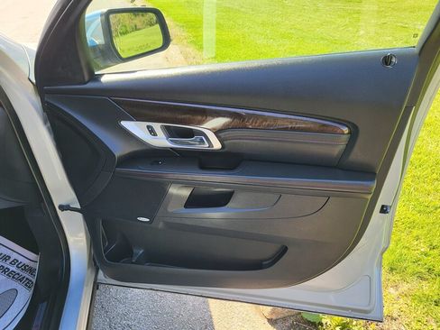 Used 2015 GMC Terrain Denali FWD image 28