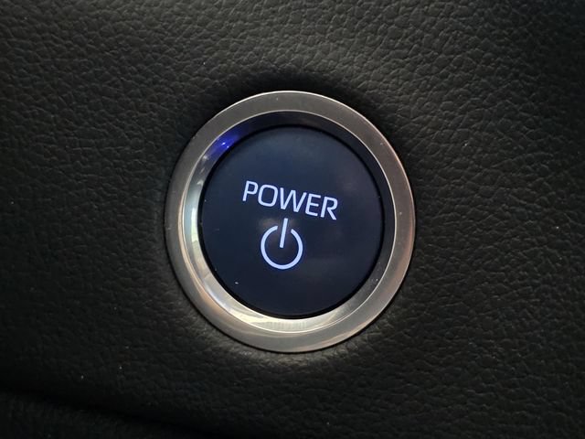 Used 2024 Toyota Tundra Limited w/ Power Package AWD/4WD image 18
