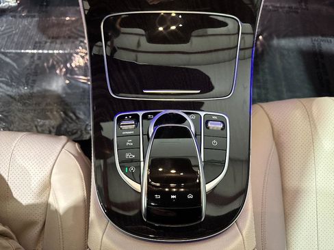 Used 2019 Mercedes-Benz E 300 image 46