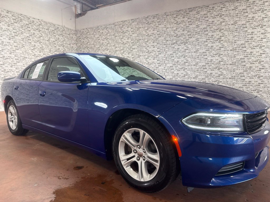 Used 2019 Dodge Charger SXT w/ Leather Interior Group RWD image 1