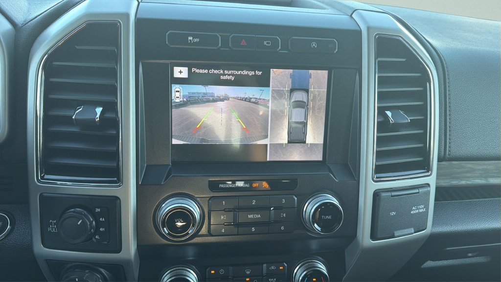 Used 2019 Ford F150 Lariat w/ Equipment Group 502A Luxury AWD/4WD image 21